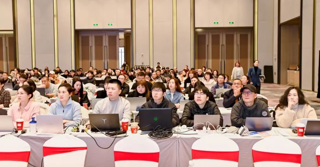 会员动态丨显峰拥抱AI新时代|Deepseek特训营助力智能化工程升级